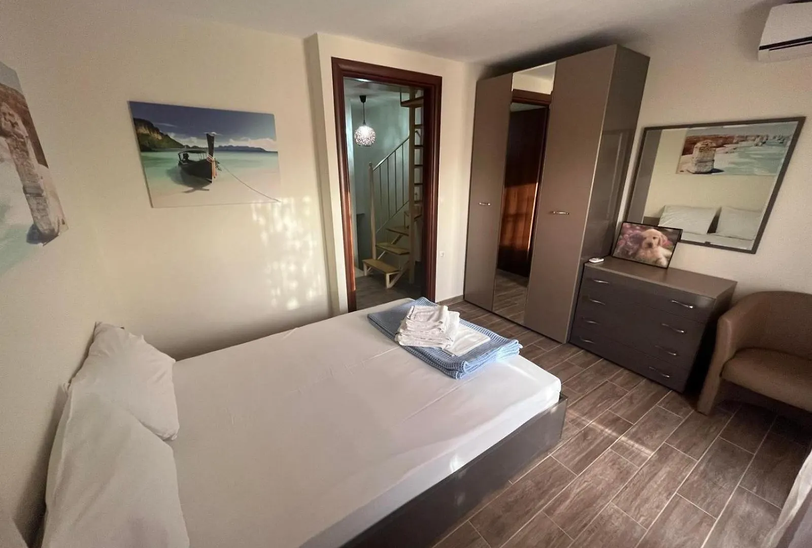 Villa Deya Nikiti  0*, Nikiti (Sithonia) Grecia